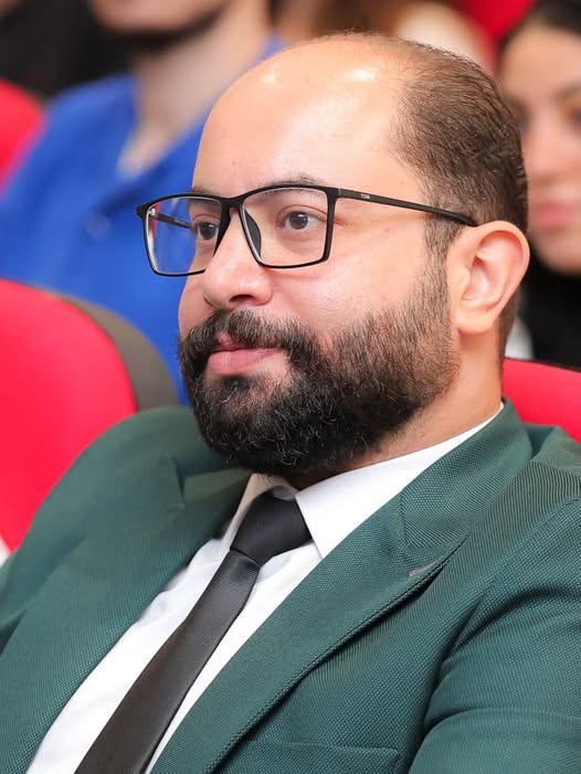 تعيين د.أسامة البيومى مديرا لمكتب رعاية الخريجيين