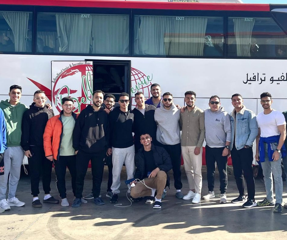 النشاط الاجتماعى 